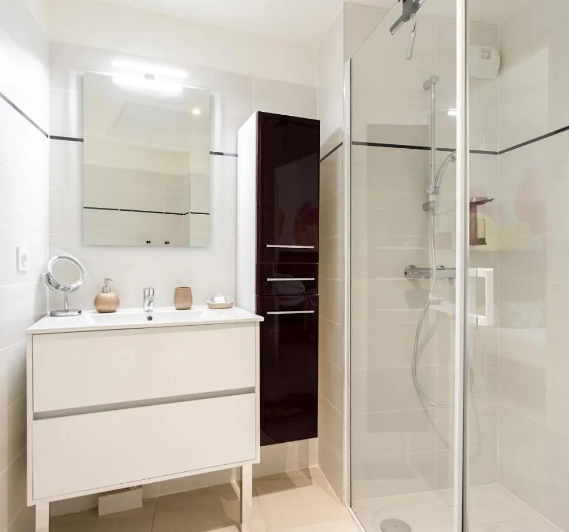 Apartament Stella- Studio Climatise Proche Monaco Beausoleil Francja